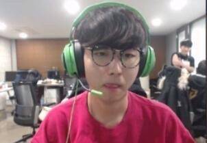 个赛季中